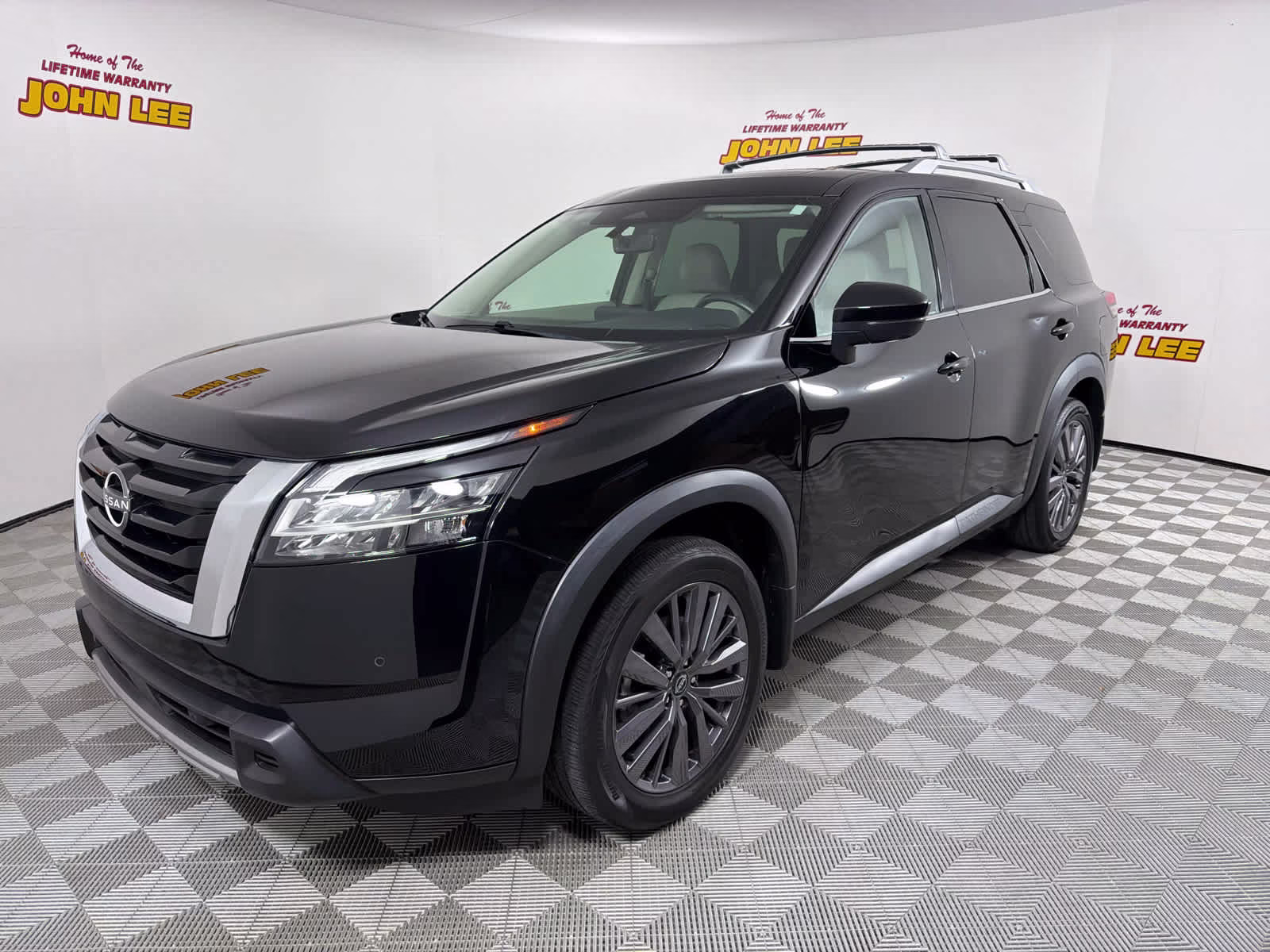 2023 Super Black Nissan Pathfinder SL FWD SUV