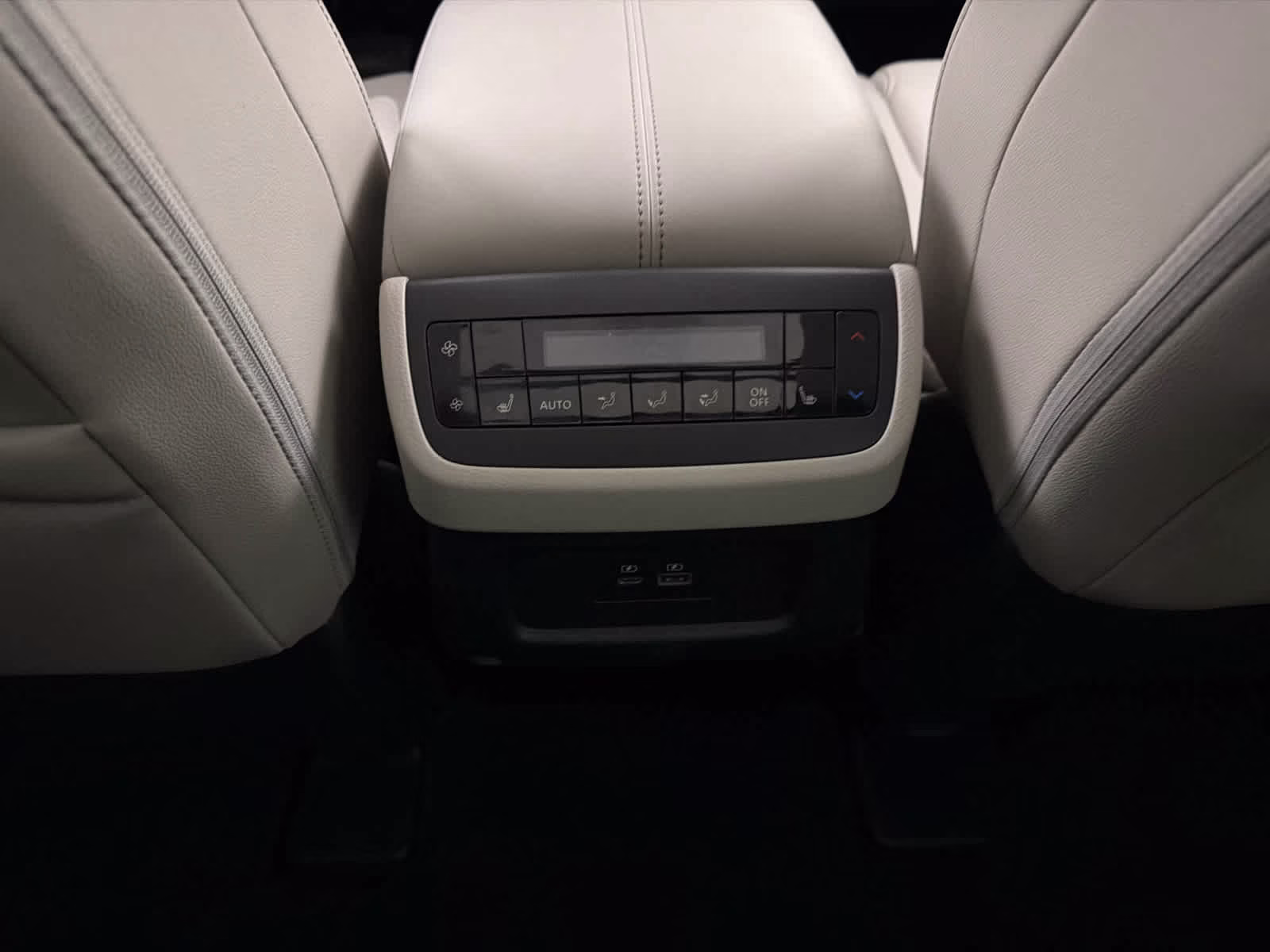 2023 Super Black Nissan Pathfinder SL FWD SUV