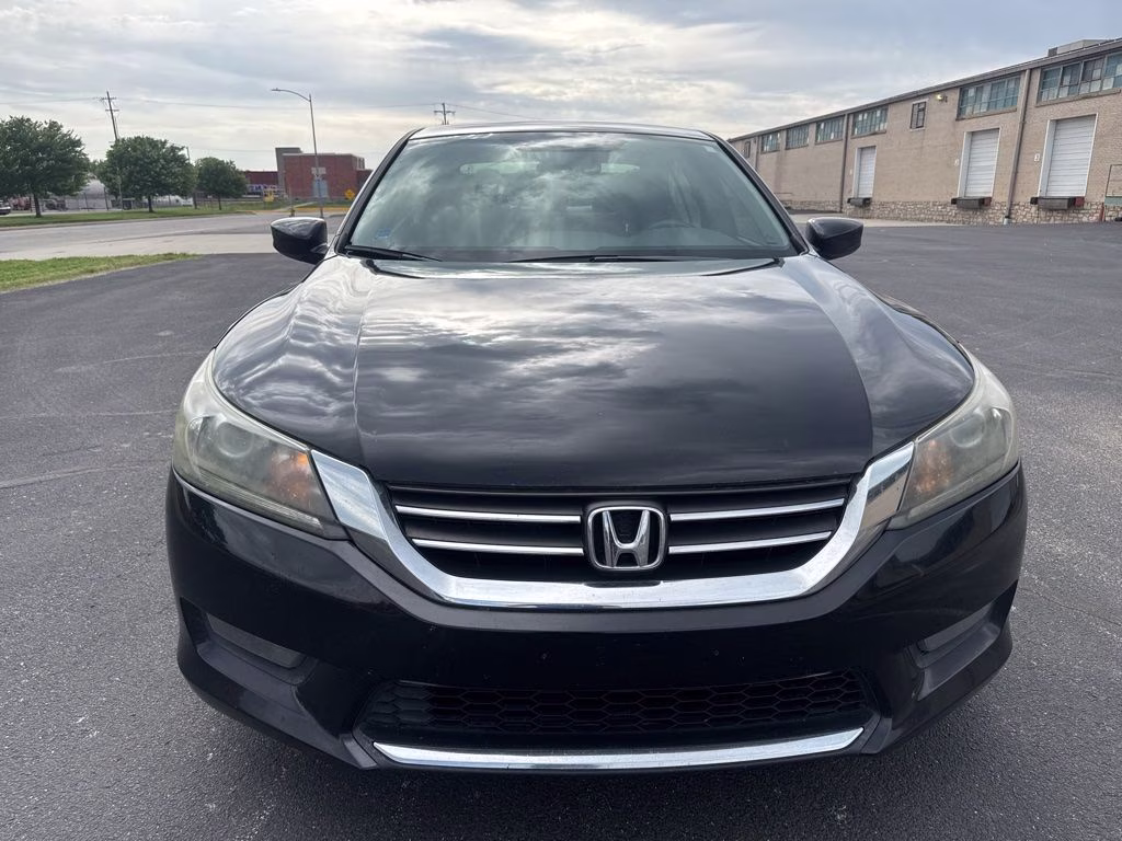 Used 2014 Honda Accord Sport with VIN 1HGCR2F59EA029405 for sale in North Kansas City, MO