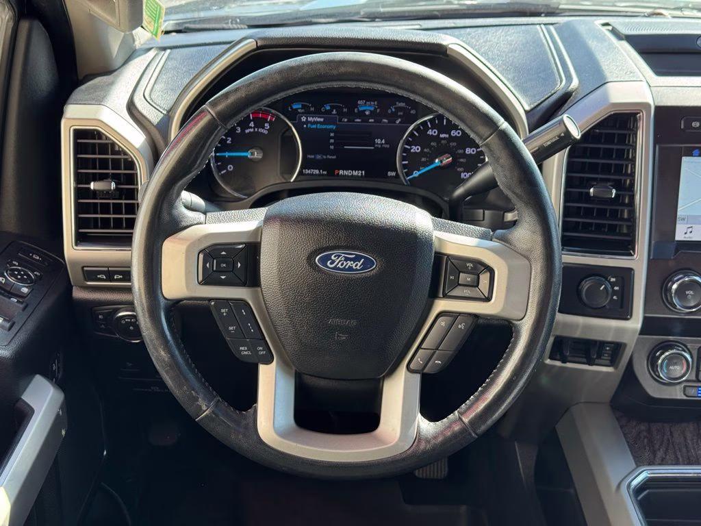 2019 Black Metallic Ford Super Duty F-450 DRW Lariat 4X4 Truck