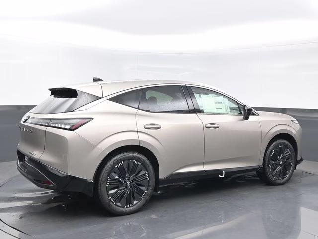 2026 Champagne Silver Metallic Nissan Murano Platinum AWD SUV