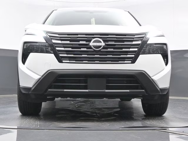 2026 Everest White Pearl Tricoat Nissan Rogue SV FWD SUV