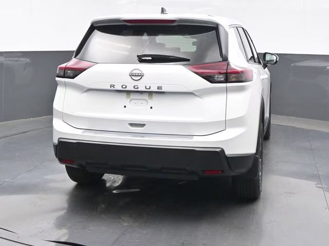 2026 Everest White Pearl Tricoat Nissan Rogue SV FWD SUV