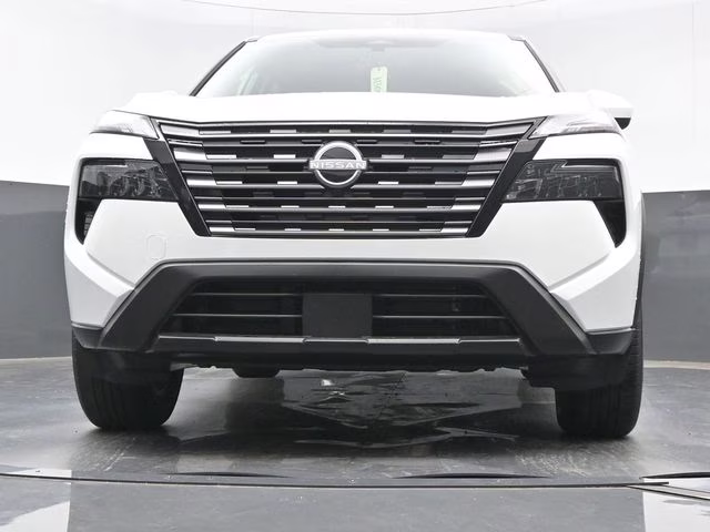 2026 Everest White Pearl Tricoat Nissan Rogue SV FWD SUV