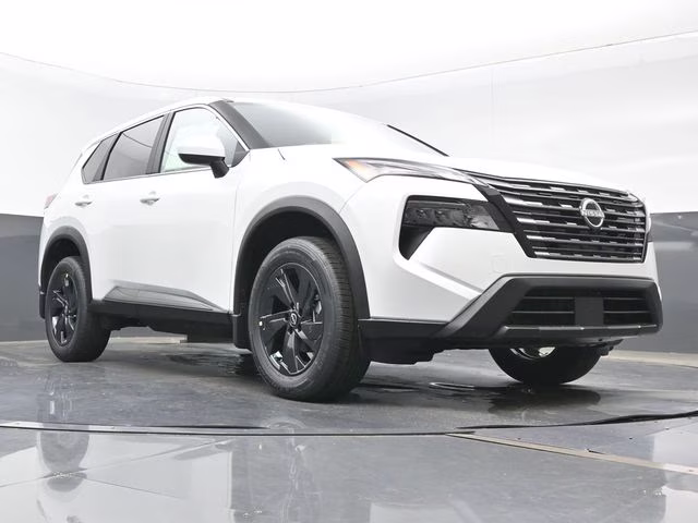 2026 Everest White Pearl Tricoat Nissan Rogue SV FWD SUV
