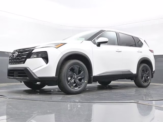 2026 Everest White Pearl Tricoat Nissan Rogue SV AWD SUV