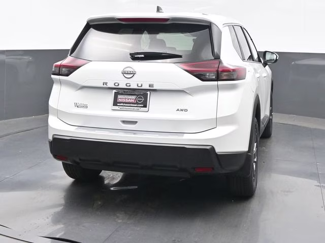 2026 Everest White Pearl Tricoat Nissan Rogue SV AWD SUV