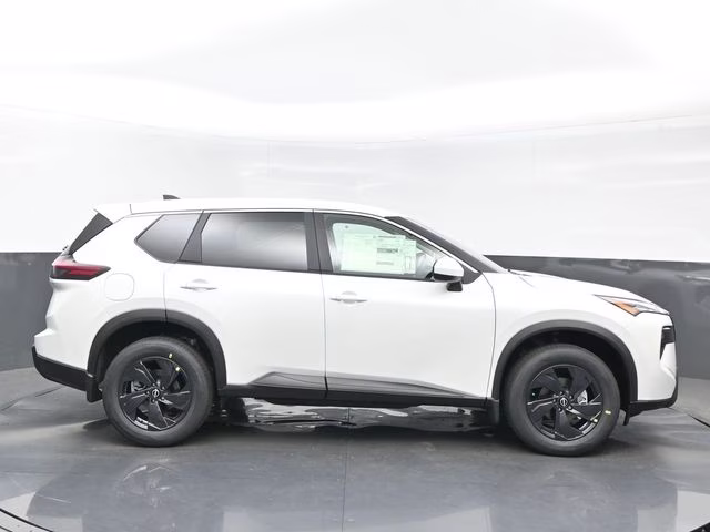 2026 Everest White Pearl Tricoat Nissan Rogue SV AWD SUV