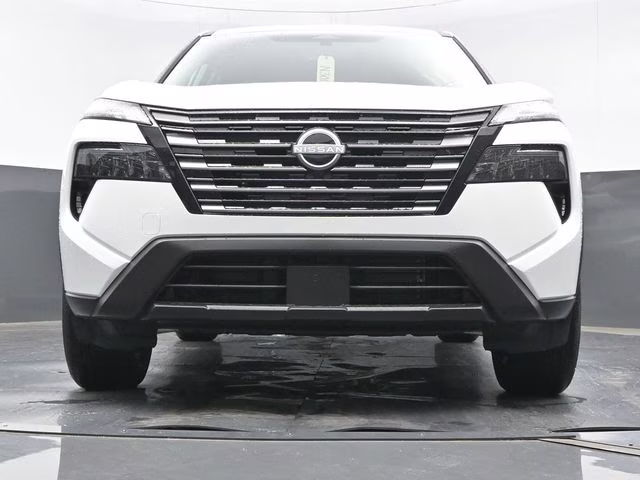 2026 Everest White Pearl Tricoat Nissan Rogue SV AWD SUV
