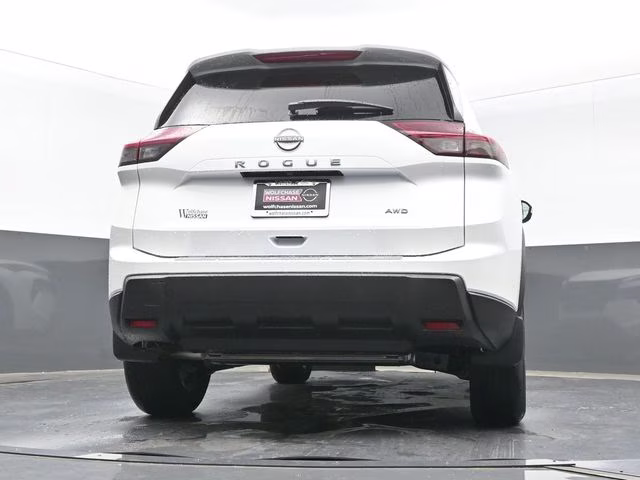 2026 Everest White Pearl Tricoat Nissan Rogue SV AWD SUV