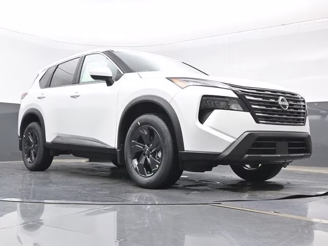 2026 Everest White Pearl Tricoat Nissan Rogue SV AWD SUV