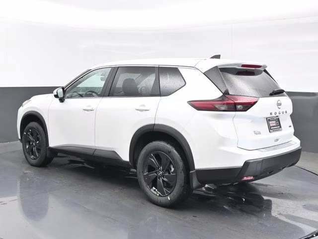 2026 Everest White Pearl Tricoat Nissan Rogue SV AWD SUV