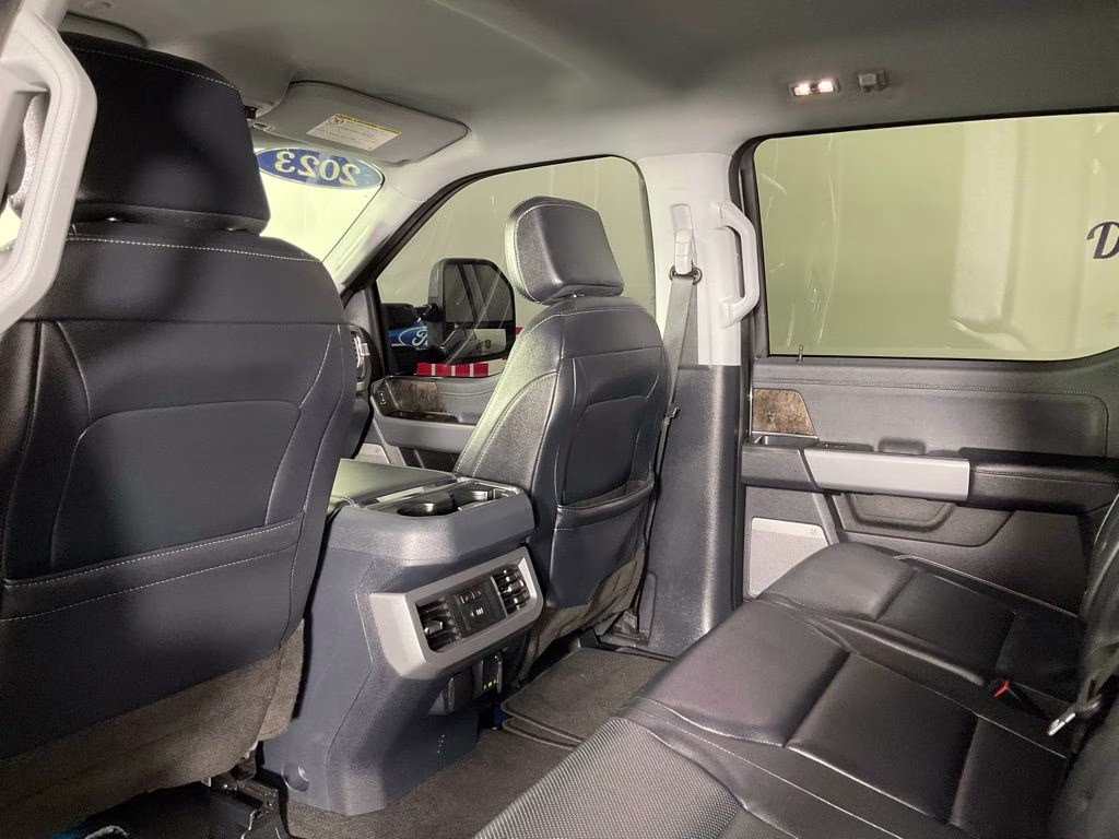 2023 Gray Metallic Ford Super Duty F-250 SRW Lariat 4X4 Truck