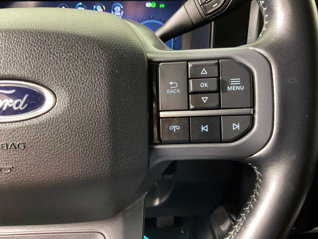 2023 Gray Metallic Ford Super Duty F-250 SRW Lariat 4X4 Truck