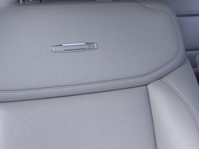 2026 Space Silver Metallic Ford Expedition Platinum 4X4 SUV