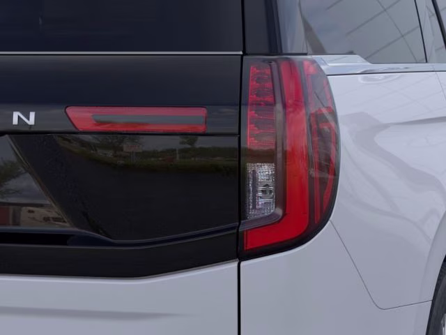 2026 Space Silver Metallic Ford Expedition Platinum 4X4 SUV