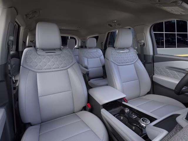 2026 Space White Metallic Ford Explorer Platinum 4X4 SUV