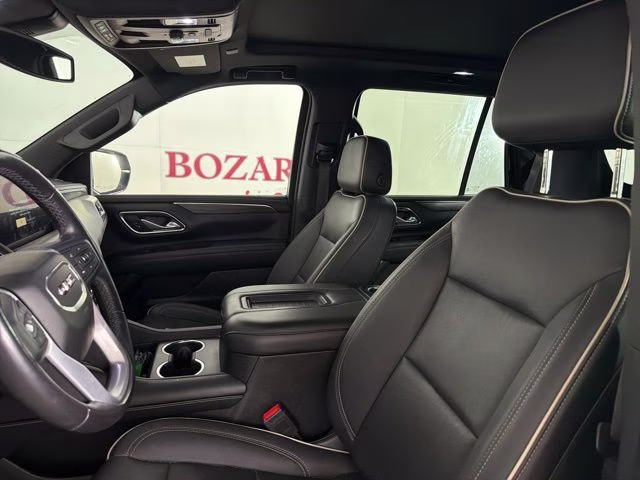 2022 White Frost GMC Yukon SLT RWD SUV