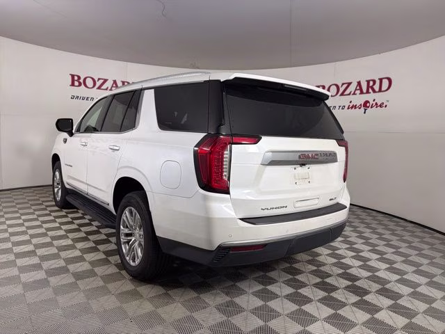 2022 White Frost GMC Yukon SLT RWD SUV