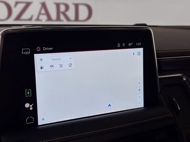 2022 White Frost GMC Yukon SLT RWD SUV