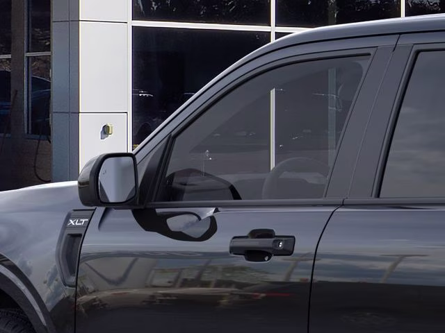 2026 Shadow Black Ford Maverick XLT FWD Truck
