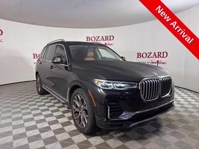 2021 BMW X7 xDrive40i's photo