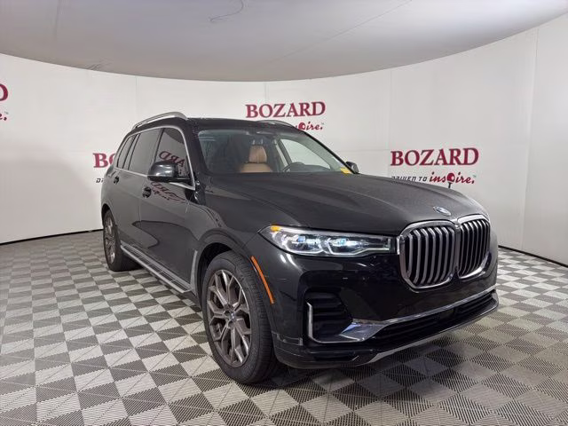 2021 BMW X7 xDrive40i's photo