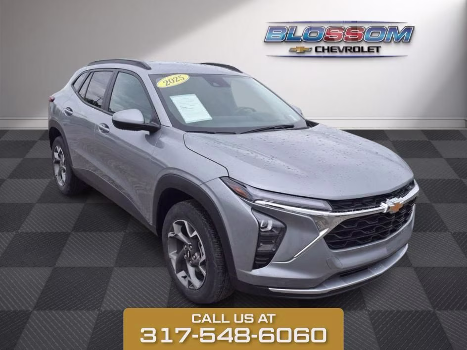 2025 Chevrolet Trax LT's photo
