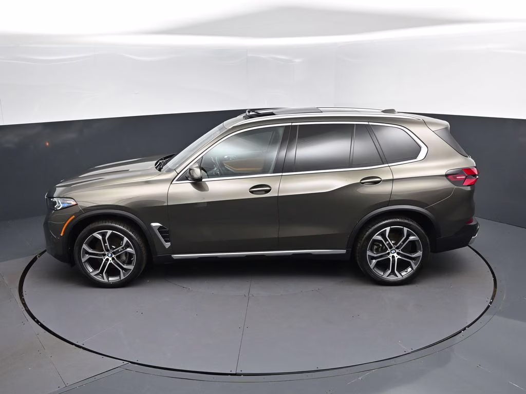 2026 Manhattan Green Metallic BMW X5 sDrive40i RWD SUV