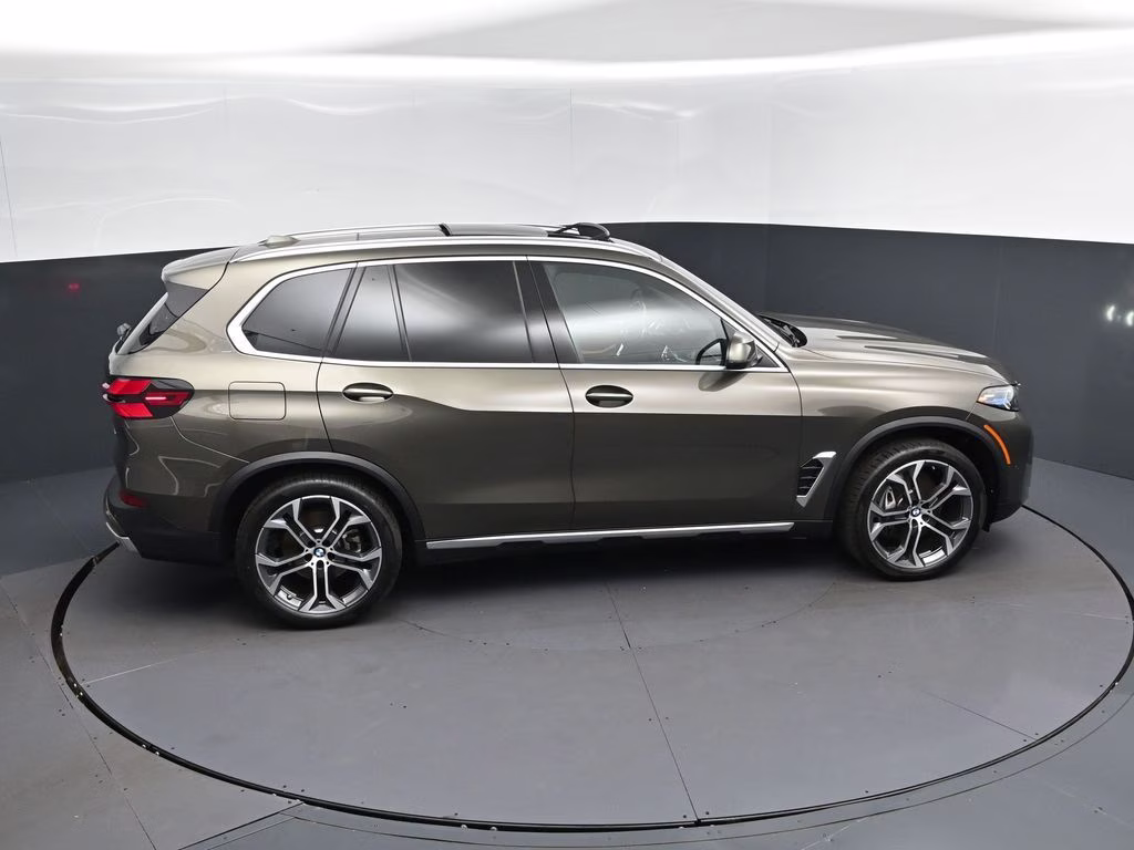 2026 Manhattan Green Metallic BMW X5 sDrive40i RWD SUV