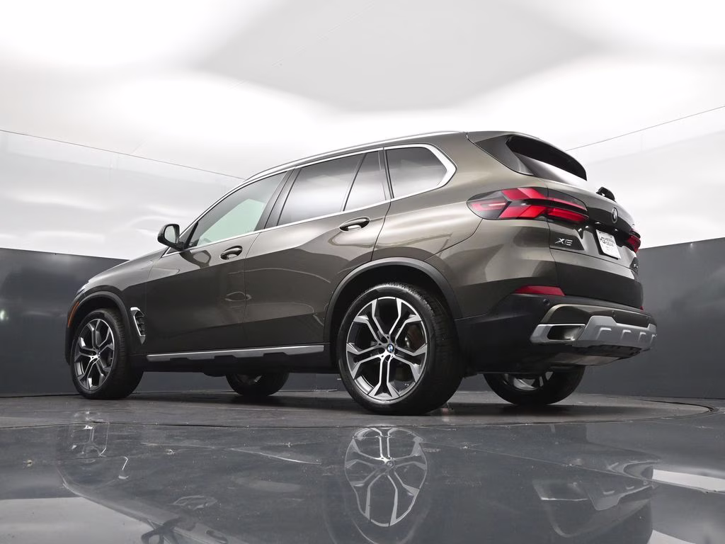 2026 Manhattan Green Metallic BMW X5 sDrive40i RWD SUV