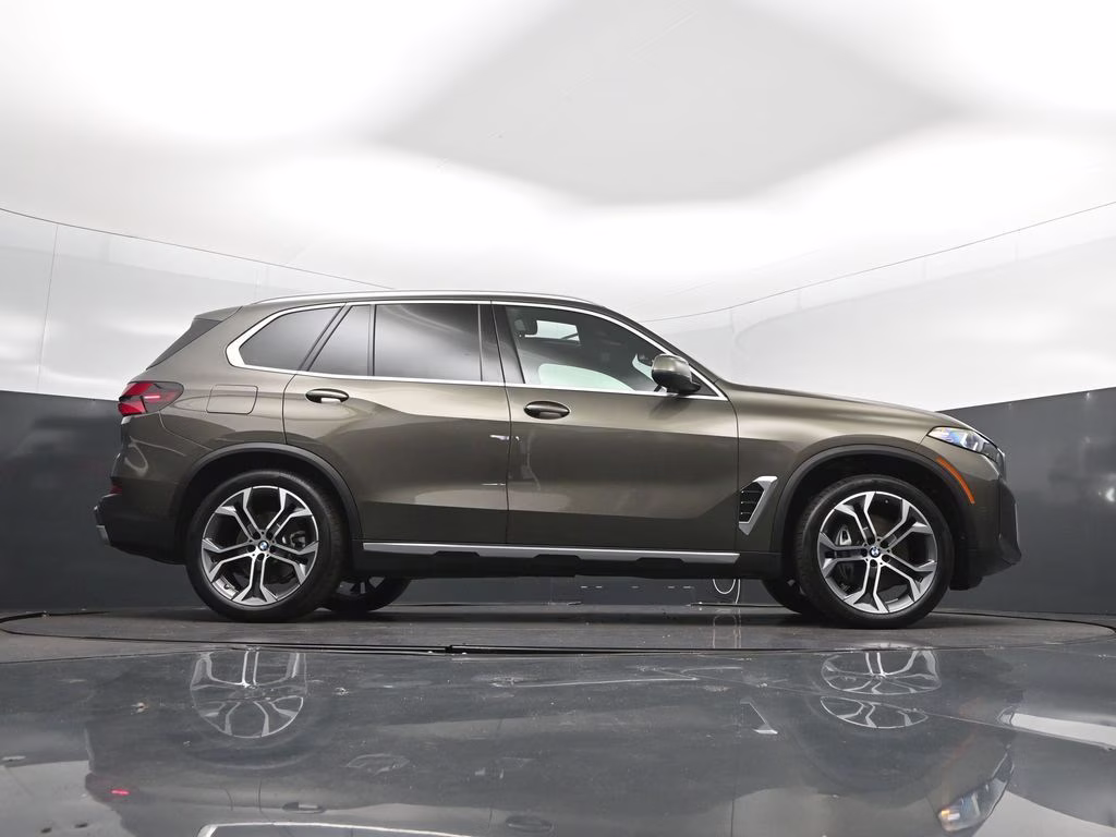 2026 Manhattan Green Metallic BMW X5 sDrive40i RWD SUV