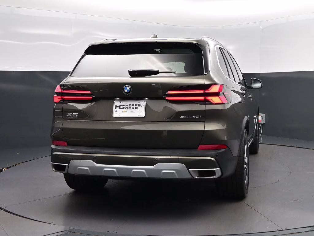 2026 Manhattan Green Metallic BMW X5 sDrive40i RWD SUV