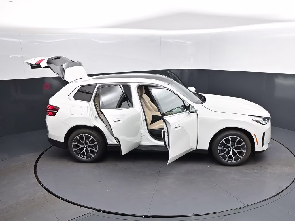 2026 Alpine White BMW X3 30 xDrive AWD SUV