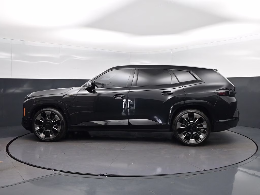 2023 Black Sapphire Metallic BMW XM Base AWD SUV
