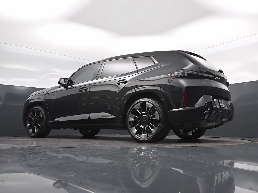 2023 Black Sapphire Metallic BMW XM Base AWD SUV