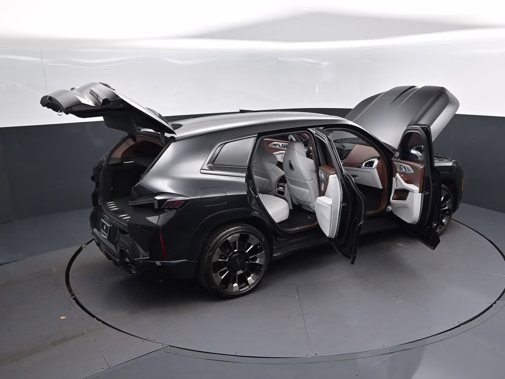 2023 Black Sapphire Metallic BMW XM Base AWD SUV