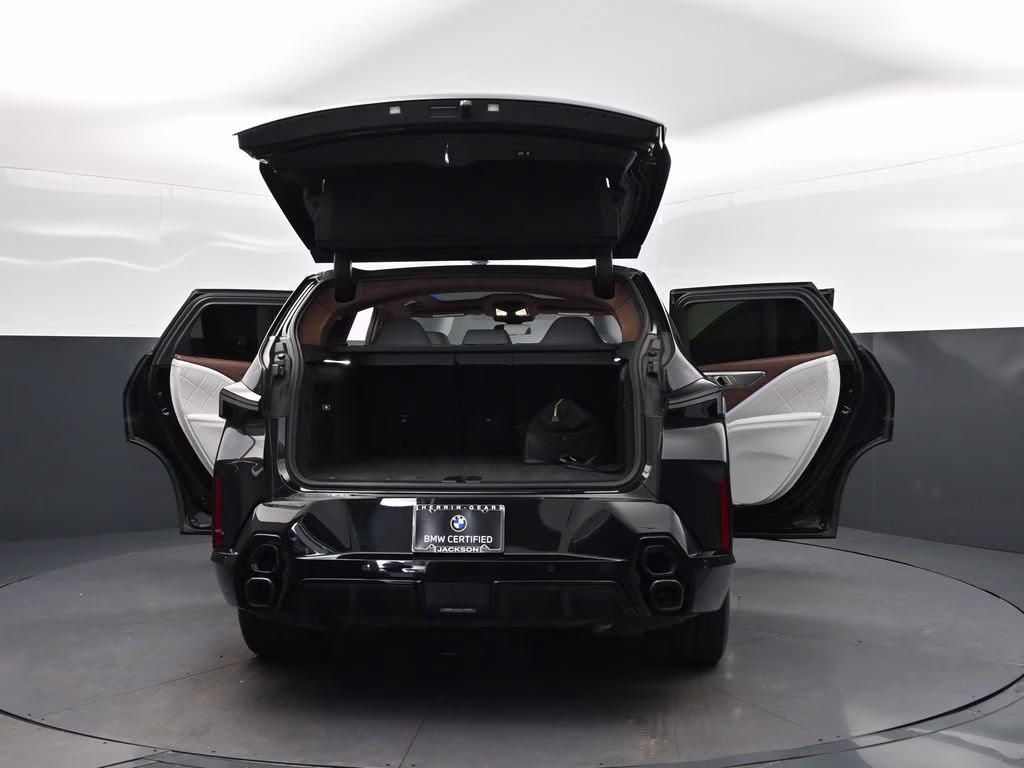 2023 Black Sapphire Metallic BMW XM Base AWD SUV