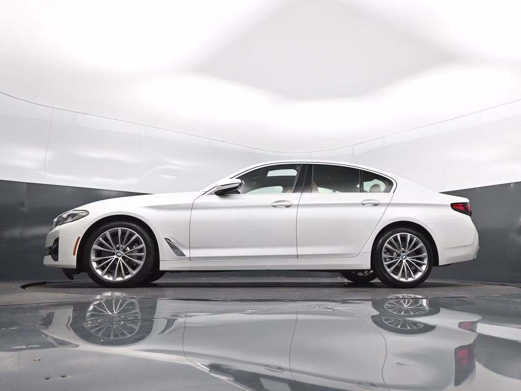 2023 Mineral White Metallic BMW 5 Series 530i RWD Sedan