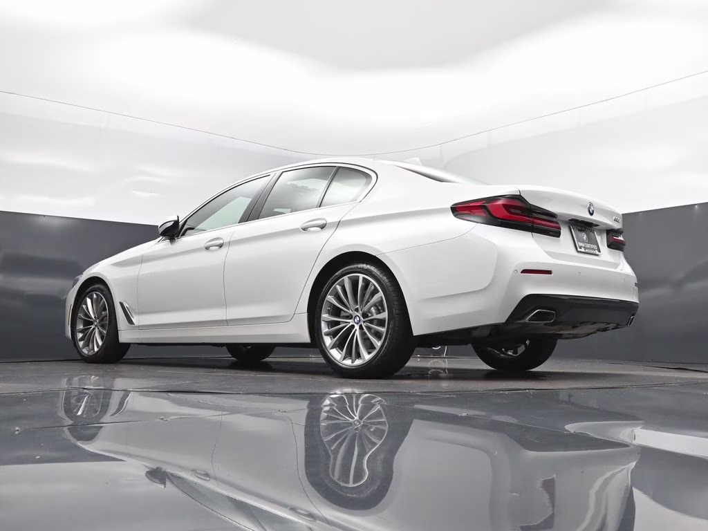 2023 Mineral White Metallic BMW 5 Series 530i RWD Sedan