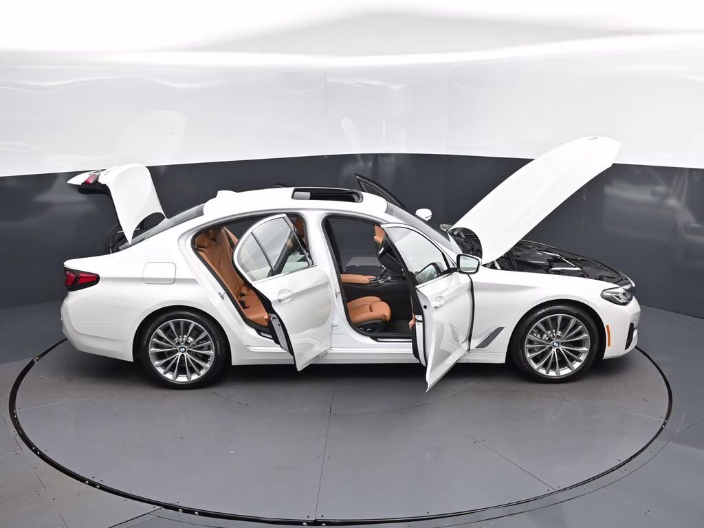 2023 Mineral White Metallic BMW 5 Series 530i RWD Sedan