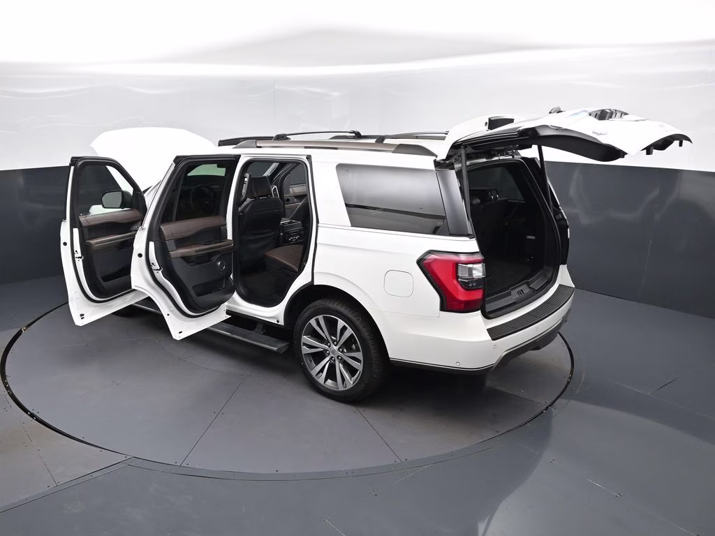 2020 White Metallic Ford Expedition King Ranch RWD SUV