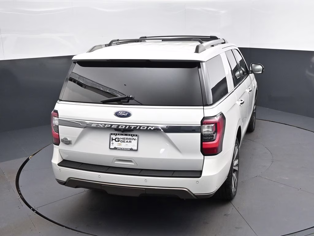 2020 White Metallic Ford Expedition King Ranch RWD SUV