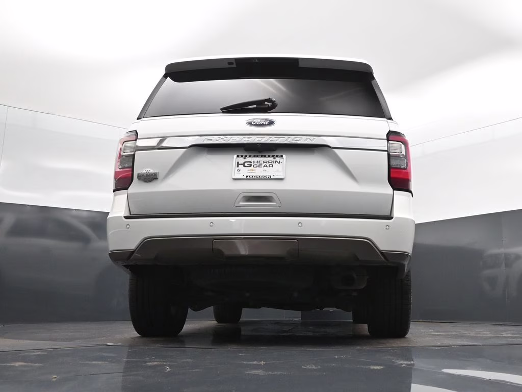 2020 White Metallic Ford Expedition King Ranch RWD SUV