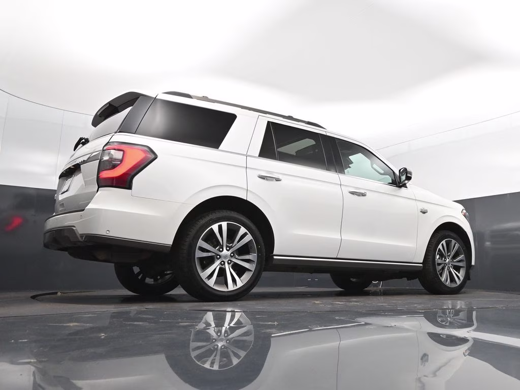 2020 White Metallic Ford Expedition King Ranch RWD SUV