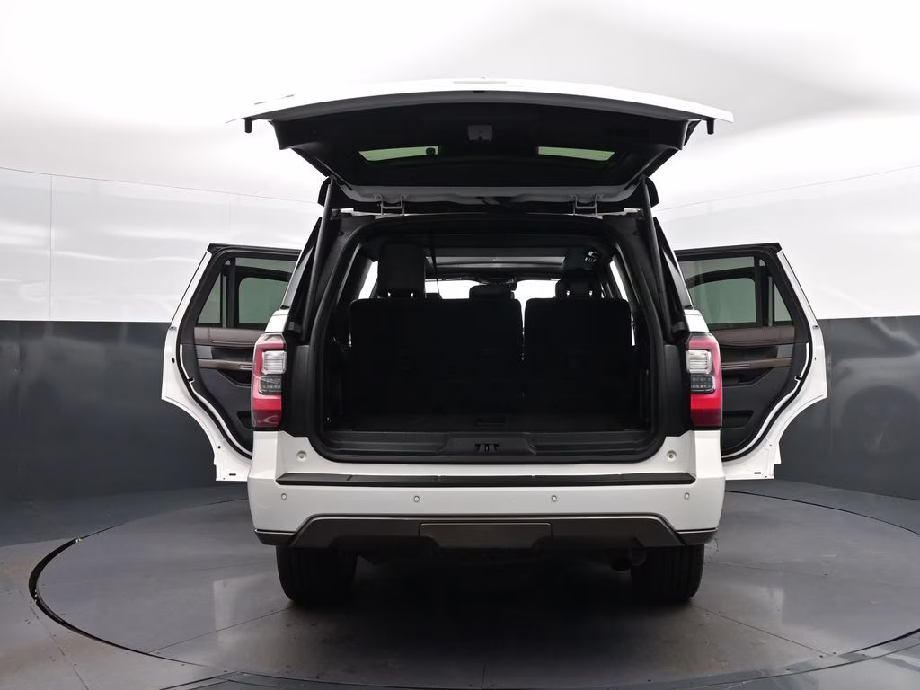 2020 White Metallic Ford Expedition King Ranch RWD SUV