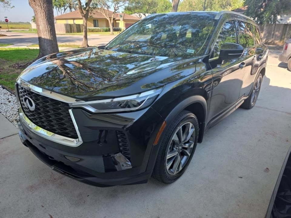 2023 Mineral Black INFINITI QX60 LUXE FWD SUV