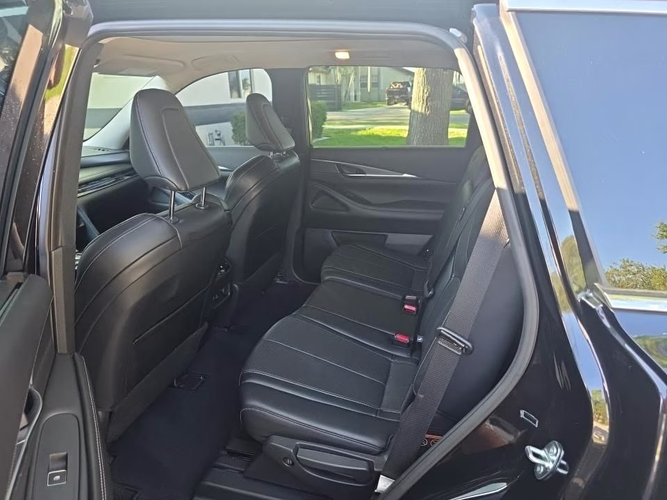 2023 Mineral Black INFINITI QX60 LUXE FWD SUV