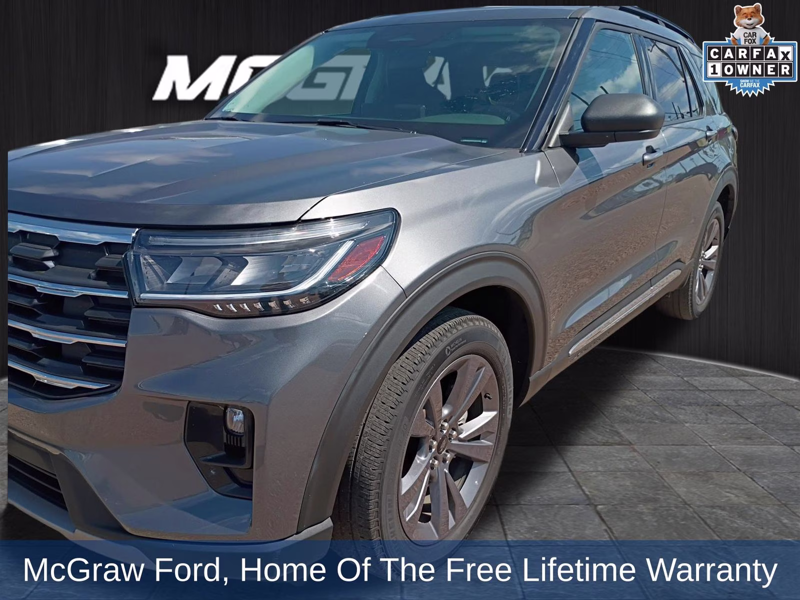 2025 Ford Explorer Active 4WD (PL535)'s photo