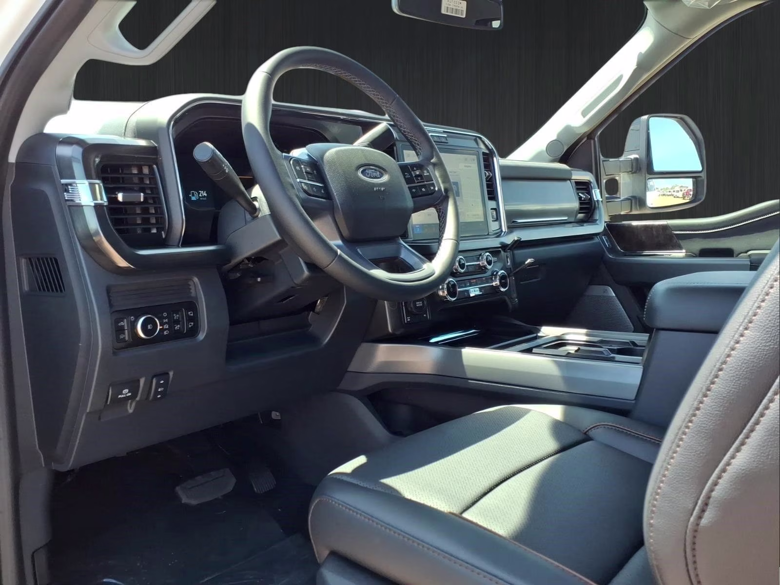 2026 Oxford White Ford Super Duty F-250 SRW Lariat 4X4 Truck